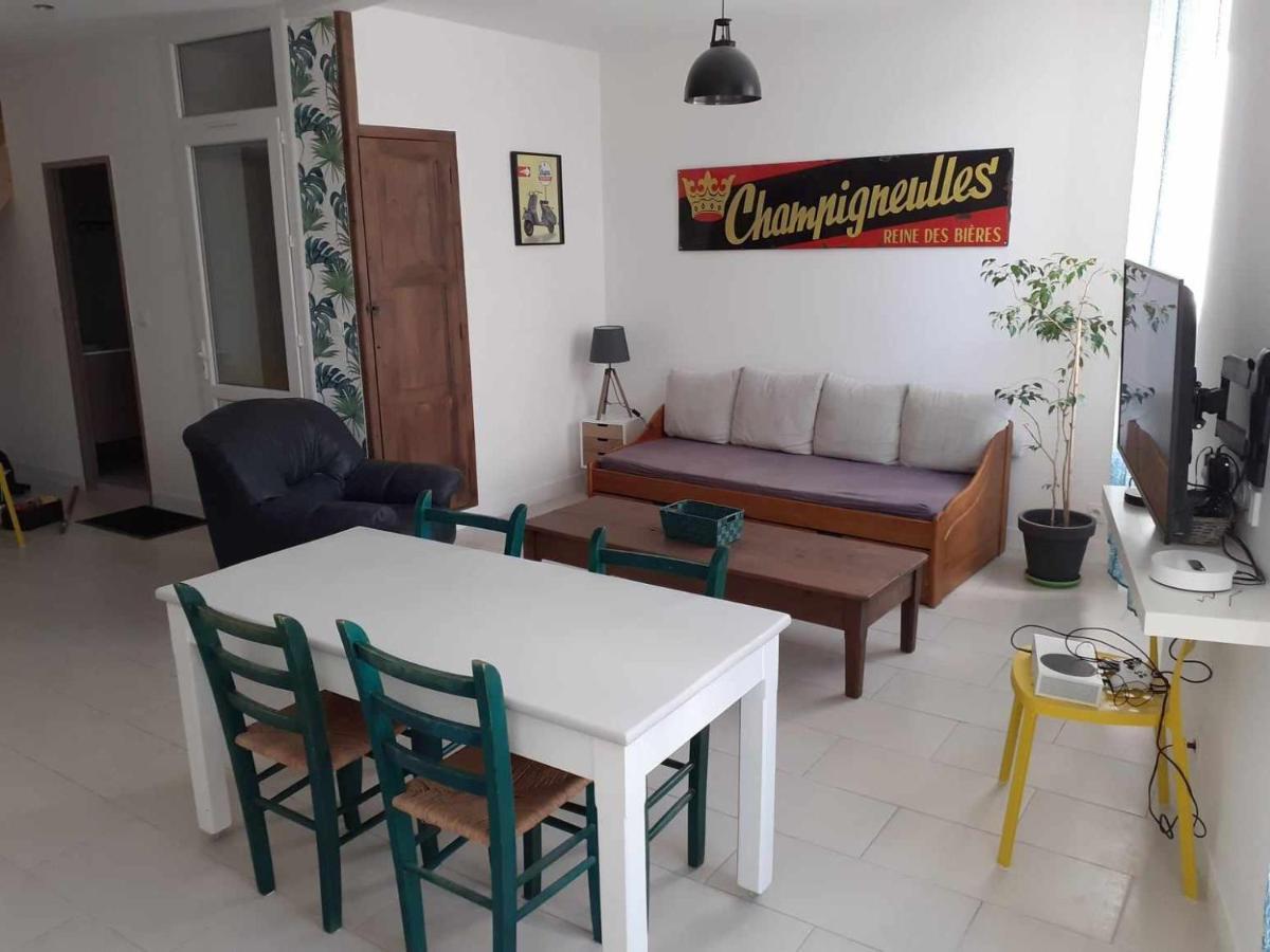 Вилла Grand T3 Calme Et Lumineux 4-6 Personnes Moux Экстерьер фото